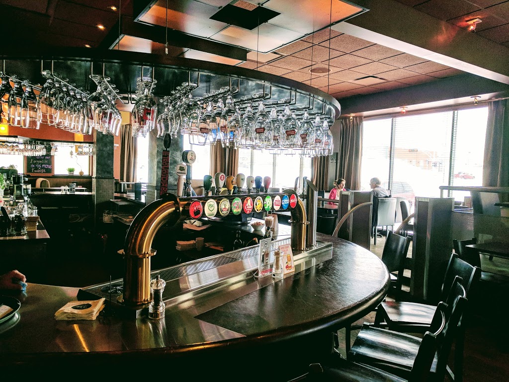 Rôtisserie St-Hubert | 1515 Rue Trudel, Shawinigan, QC G9N 8K8, Canada | Phone: (819) 537-6671