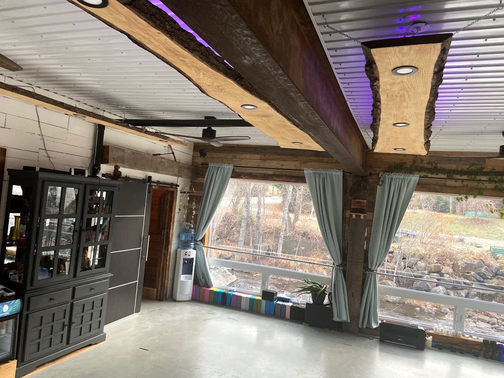 Echo Aloha | 43 Chemin du Lac Écho, Morin-Heights, QC J0R 1H0, Canada | Phone: (514) 709-0808