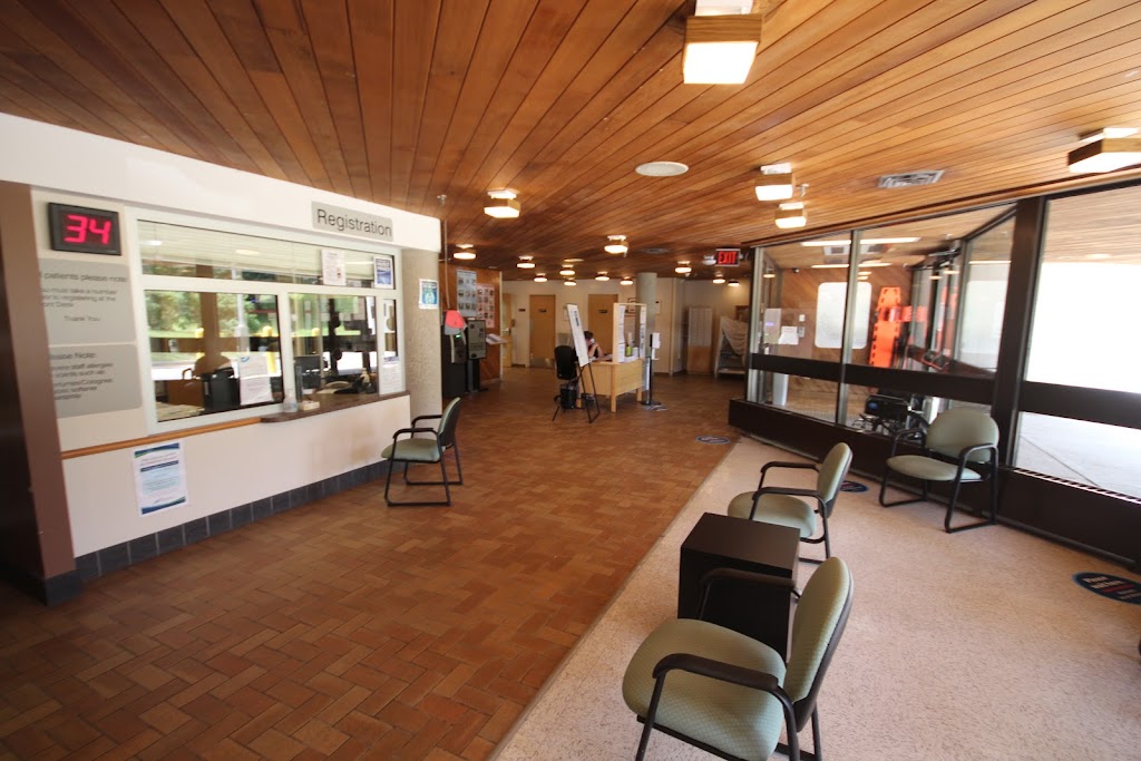 Roseway Hospital | 1606 Lake Rd, Shelburne, NS B0T 1W0, Canada | Phone: (902) 875-3011