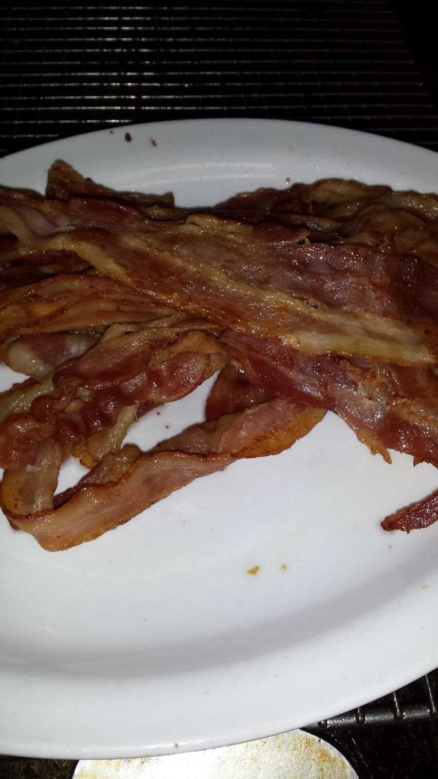 Daybreak Restaurant | 1065 Davis Dr #6, Newmarket, ON L3Y 2R9, Canada | Phone: (905) 836-0911