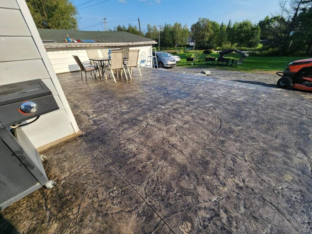 Béton LML | 1705 Rue Principale E, Magog, QC J1X 1Z8, Canada | Phone: (819) 993-7103