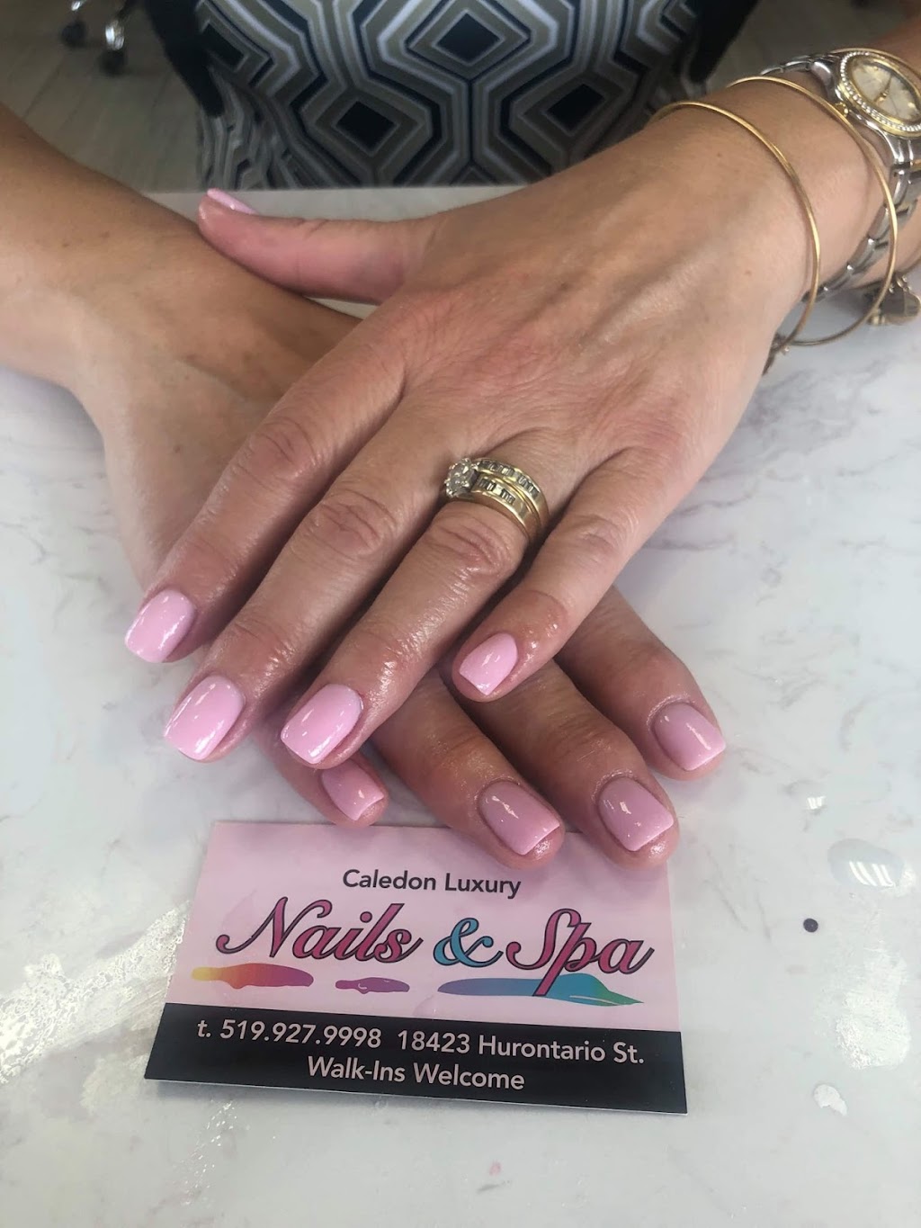 Caledon Luxury Nails & Spa | 18423 Hurontario St, Caledon Village, ON L7K 0X8, Canada | Phone: (519) 927-9998