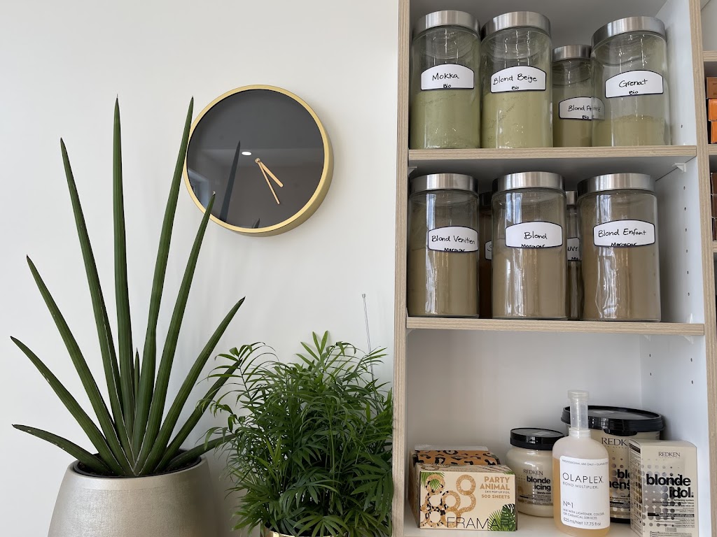 Le Cheveu en 4 | 133 Rue Annabelle, Saint-Rémi, QC J0L 2L0, Canada | Phone: (514) 717-0873