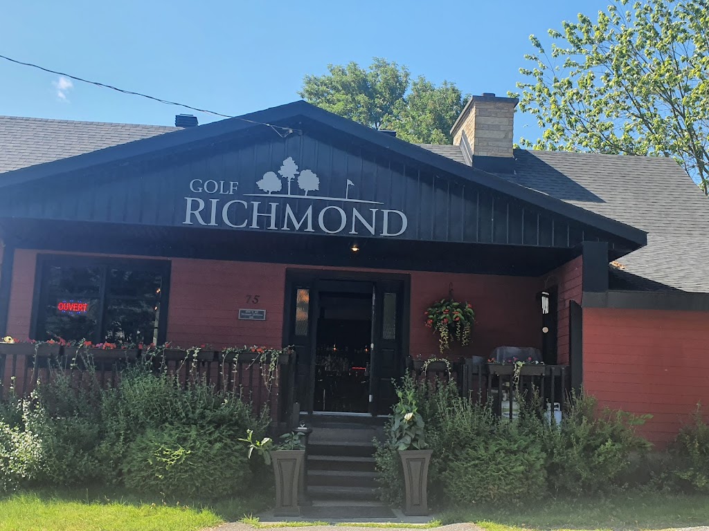 Club de Golf Richmond-Melbourne Inc | 75 Rue Belmont, Richmond, QC J0B 2H0, Canada | Phone: (819) 826-3411