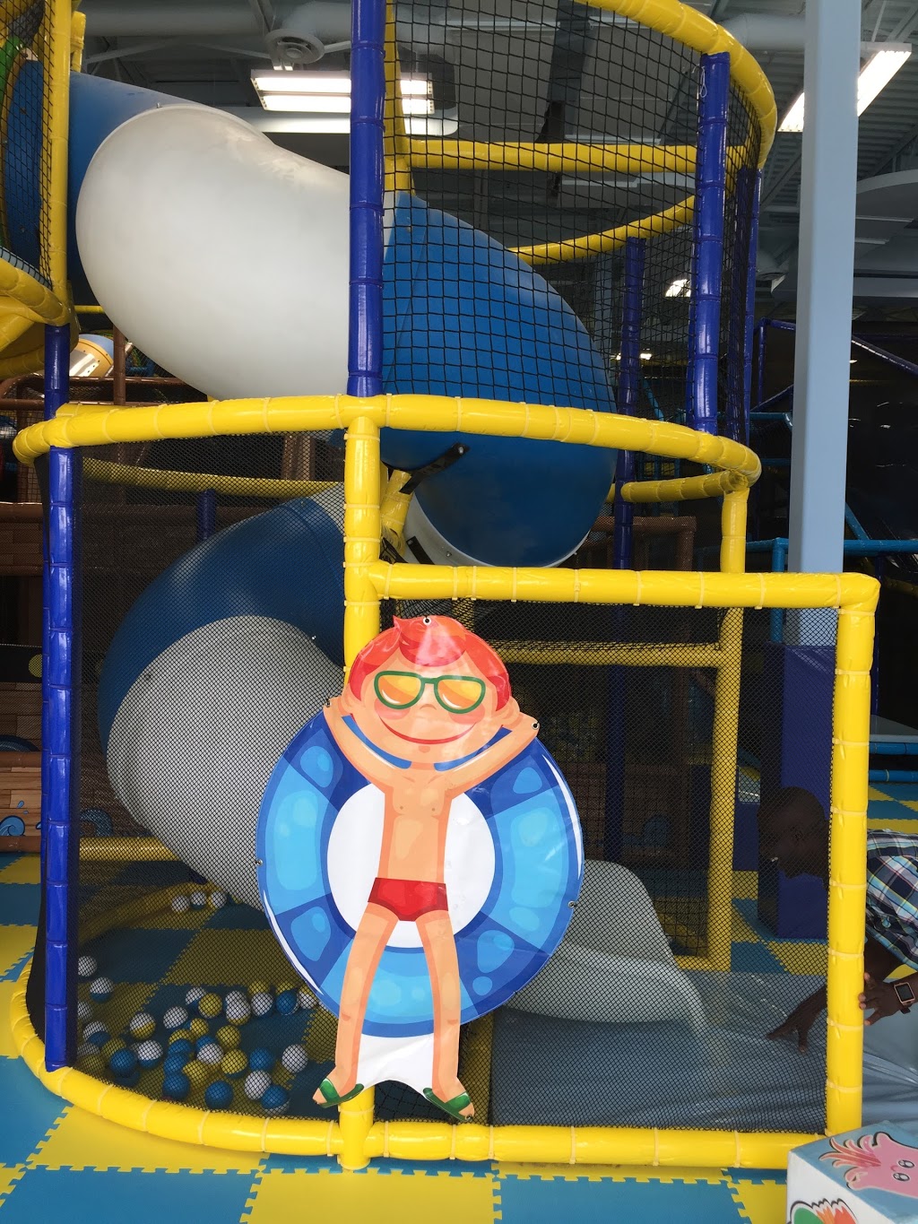 Happy Kids Indoor Playground | 27 Dellridge Ln, Bedford, NS B4A 0H2, Canada | Phone: (902) 461-8111