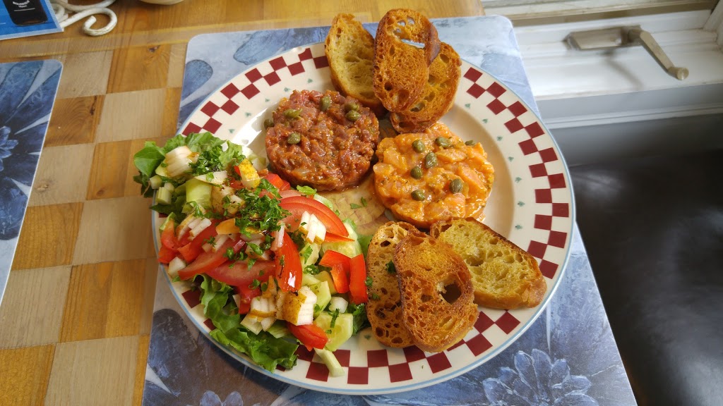 Café Boulangerie du Village | 678 Chemin de Ste Anne des Lacs, Sainte-Anne-des-Lacs, QC J0R 1B0, Canada | Phone: (450) 643-0317