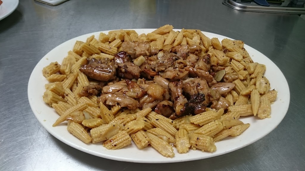 Burrito Caliente & Cater 101 | 5555 Eglinton Ave W e112, Etobicoke, ON M9C 5M1, Canada | Phone: (416) 877-8010