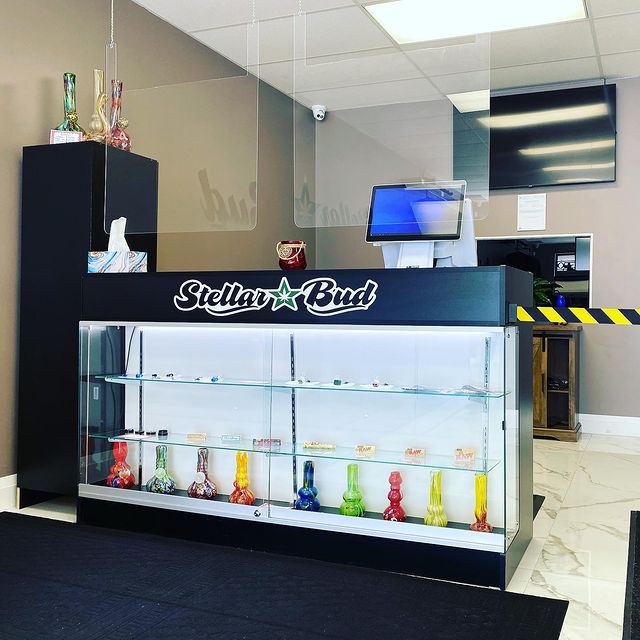 Stellar Bud | 951 Devonshire Ave, Woodstock, ON N4S 5S1, Canada | Phone: (519) 533-1414