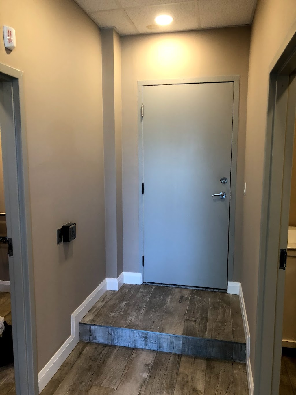 BRU Commercial Construction | 71 Marycroft Ave #11, Woodbridge, ON L4L 5Y6, Canada | Phone: (647) 493-1838