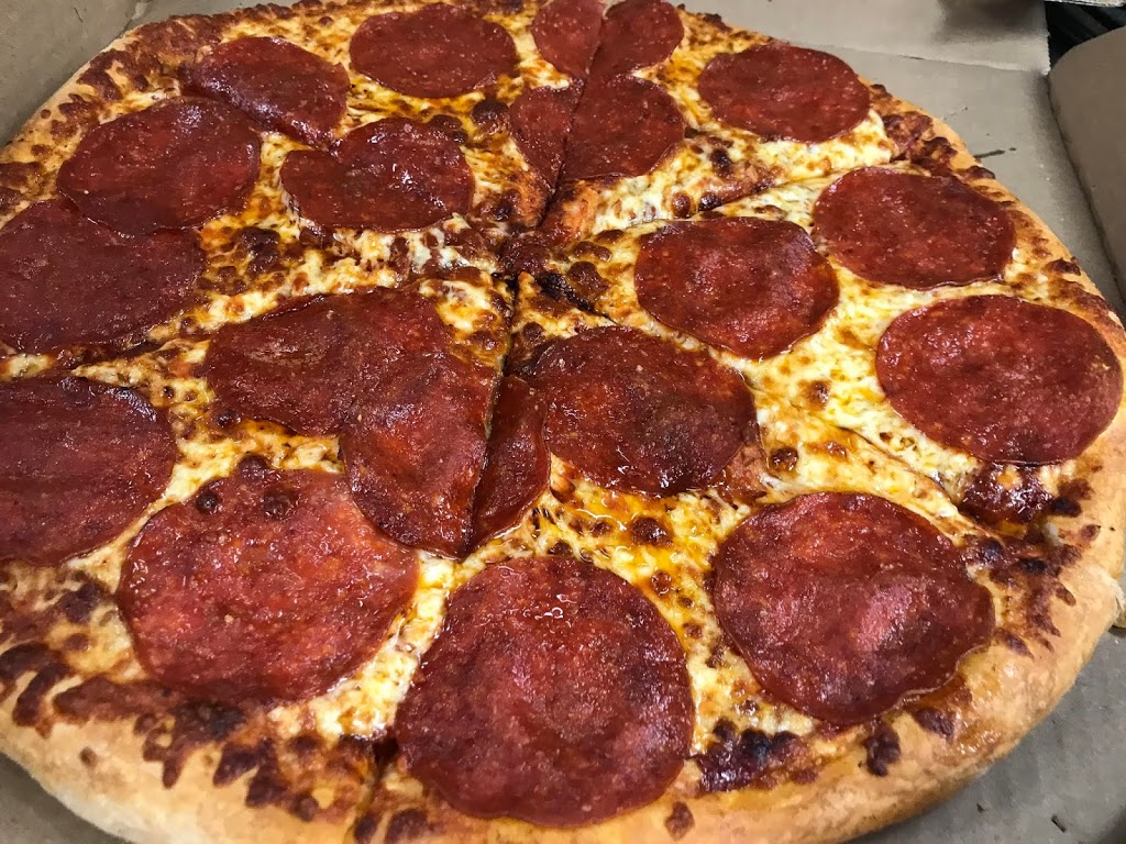 Dominos Pizza | 316 Suncoast Dr E, Goderich, ON N7A 4N7, Canada | Phone: (226) 458-0100