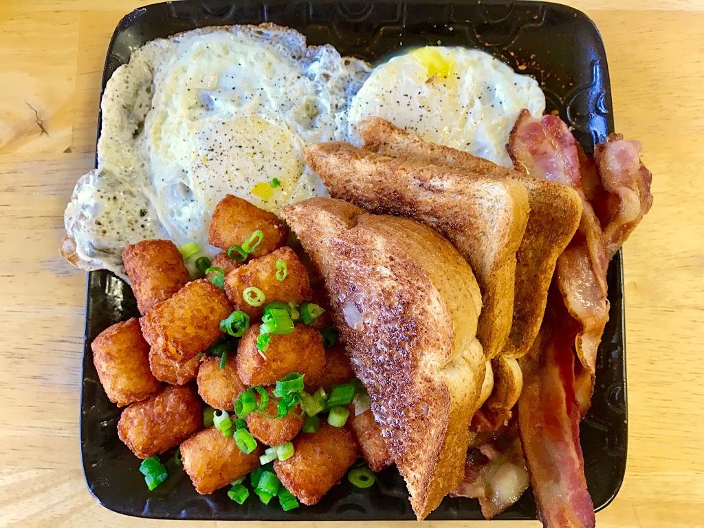 Caswell Hill Cafe | 210 Avenue H N, Saskatoon, SK S7L 6B6, Canada | Phone: (306) 974-9977