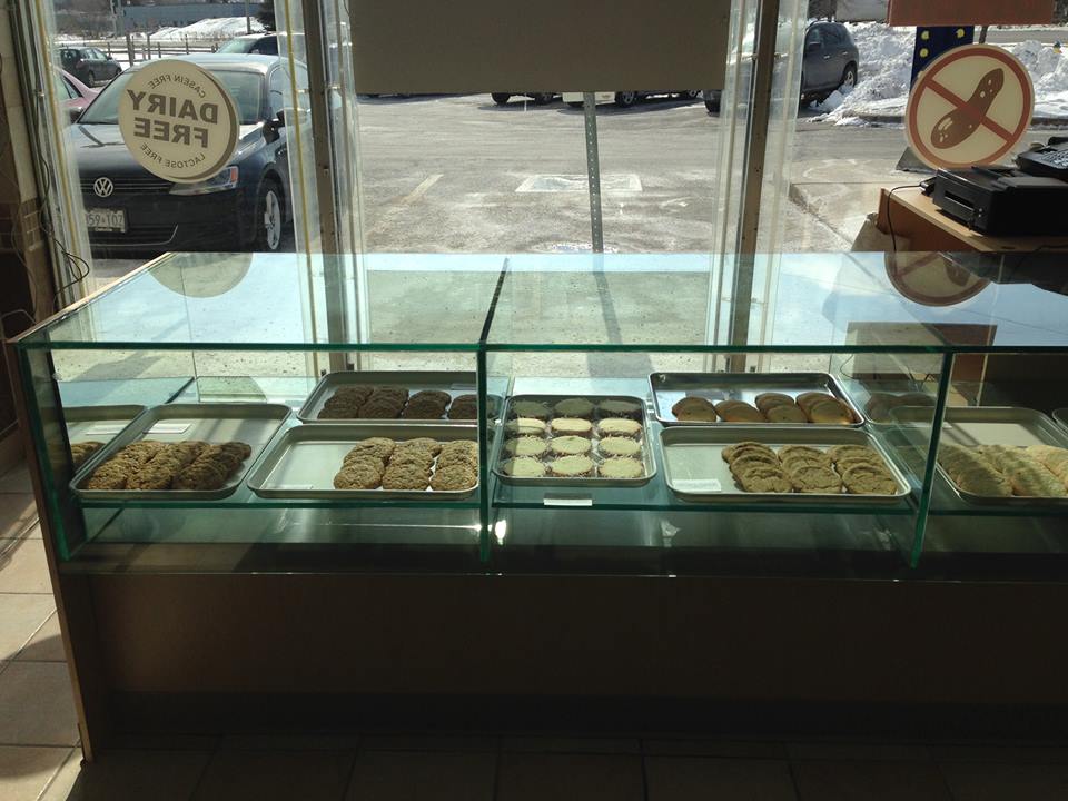 Voila Gluten Free Bakeree Kanata | 4055 Carling Ave #2, Kanata, ON K2K 2A4, Canada | Phone: (613) 592-5959