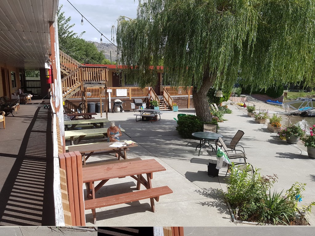 Sun Beach Motel | 7303 Main St, Osoyoos, BC V0H 1V3, Canada | Phone: (250) 495-7766