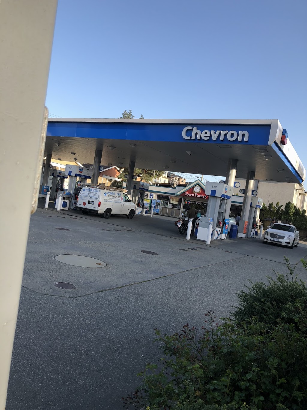 Chevron | 5736 Main St, Vancouver, BC V5W 2S8, Canada | Phone: (604) 321-7140