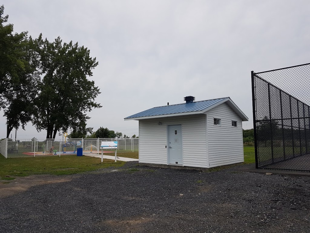 Orville Standup Memorial Park | 1882 River Rd, Kahnawake, QC J0L 1B0, Canada | Phone: (450) 638-0500