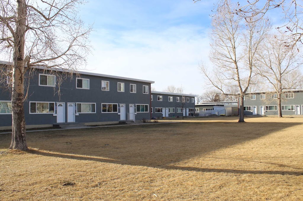 Highland Park Townhomes | 821 20 St N, Lethbridge, AB T1H 3T6, Canada | Phone: (403) 892-4861