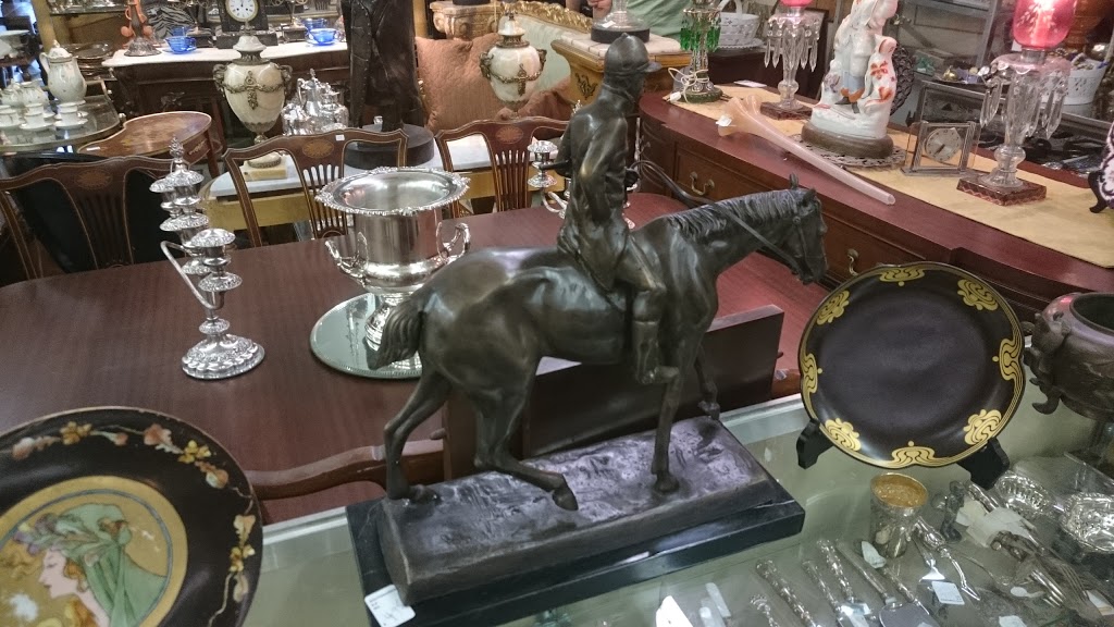 Greens Antiques | 529 Parliament St, Toronto, ON M4X 1P3, Canada | Phone: (416) 925-1556