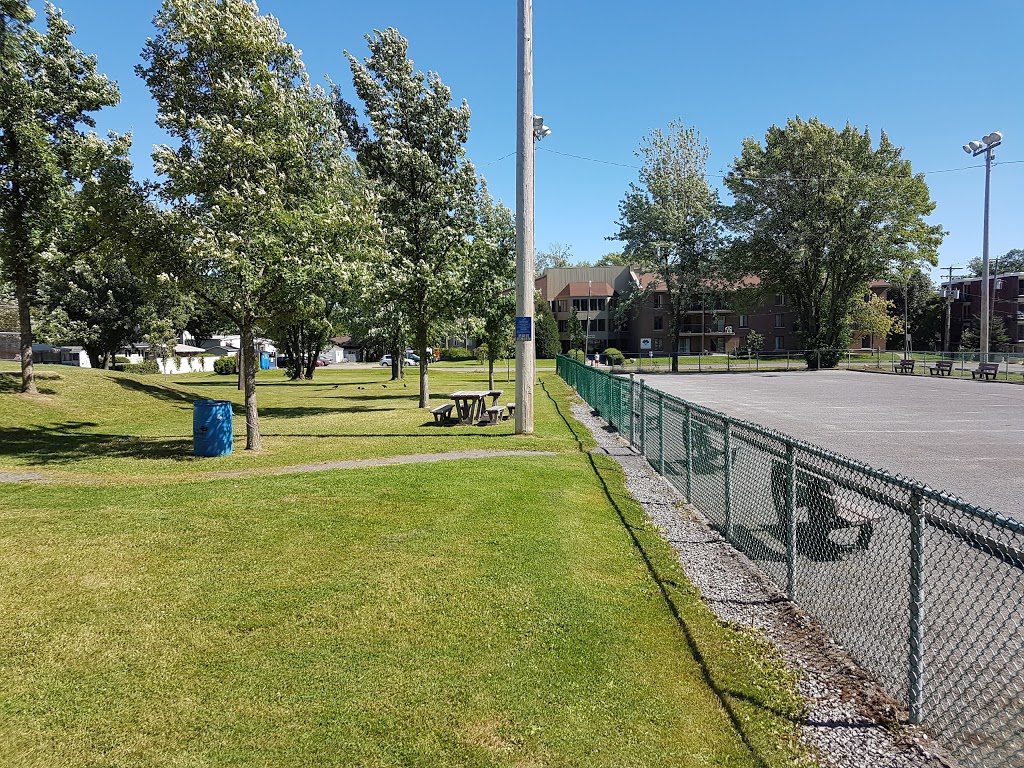 Parc Sainte-Monique | 3725 Rue Chevalier, Québec, QC G1P 1M7, Canada | Phone: (418) 691-7583
