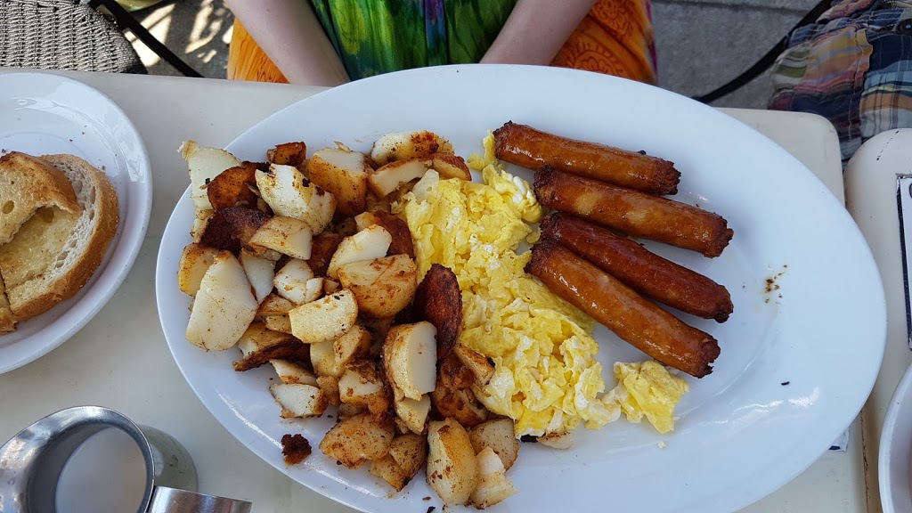 Wexford Restaurant | 2072 Lawrence Ave E, Scarborough, ON M1R 2Z5, Canada | Phone: (416) 755-1229