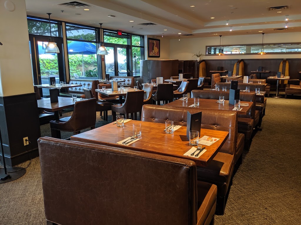 Earls Kitchen + Bar | 10160 152 St, Surrey, BC V3R 9W3, Canada | Phone: (604) 584-0840