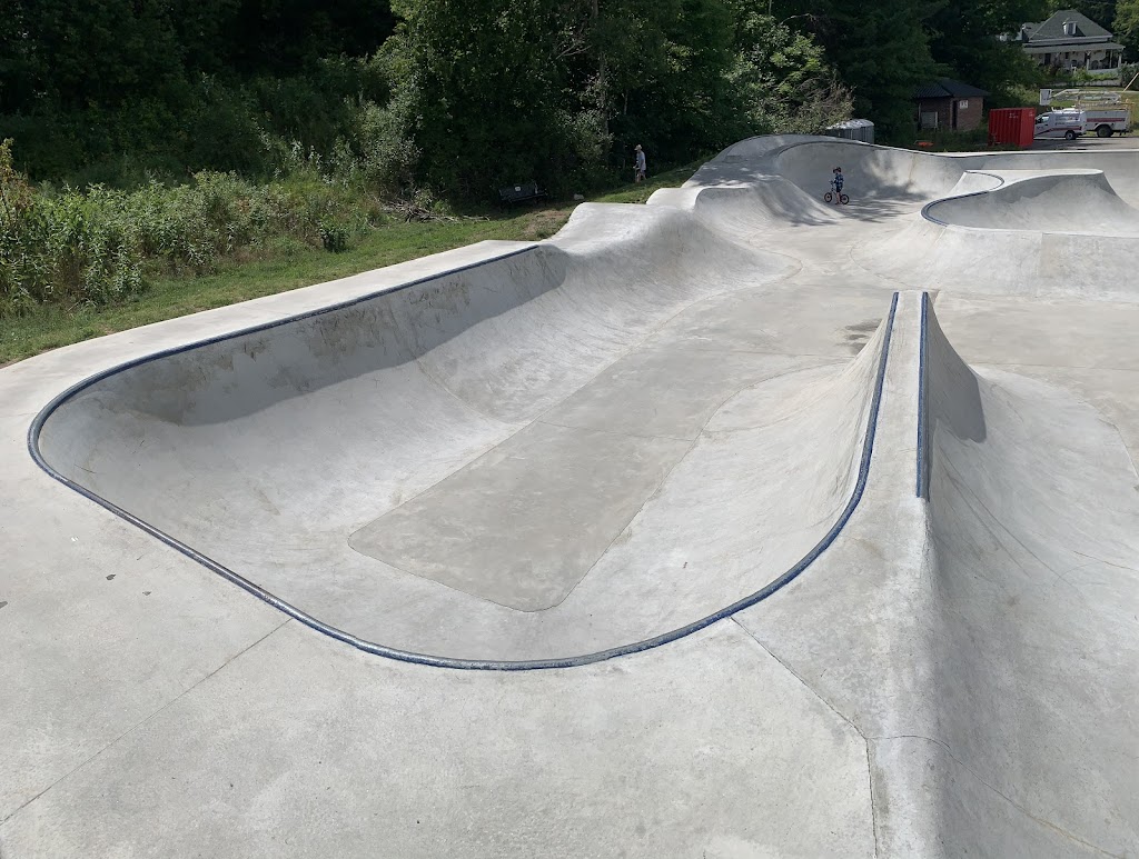 Haliburton Junction Skate Park | 728 Mountain St, Haliburton, ON K0M 1S0, Canada | Phone: (705) 457-1740