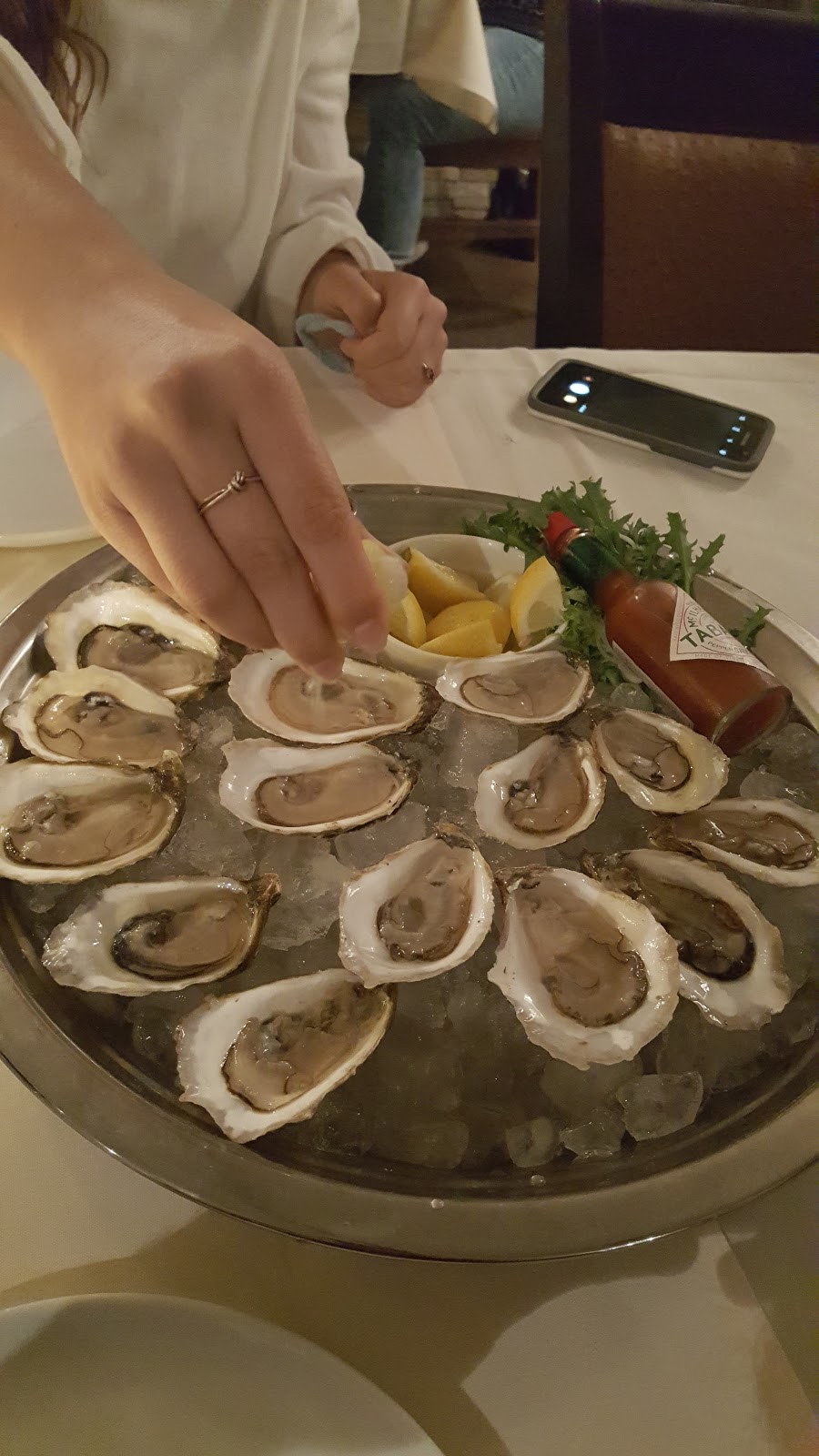 207 Steak and Seafood | QC-207, Kahnawake, QC J0L 1B0, Canada