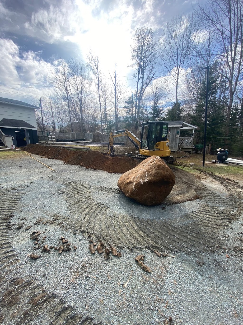 Fine Cuts Lawn Care, Landscaping & Excavation | 2020 Upper Branch Rd, Bridgewater, NS B4V 4S4, Canada | Phone: (902) 527-7887