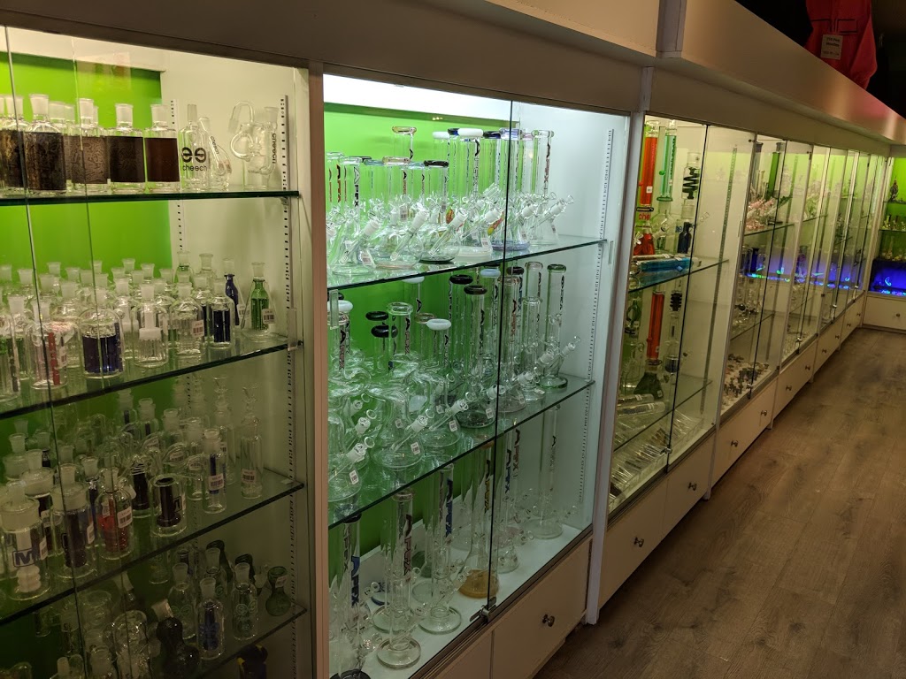 710 Kingston | 692 King St W, Kingston, ON K7M 2E8, Canada | Phone: (613) 929-1210