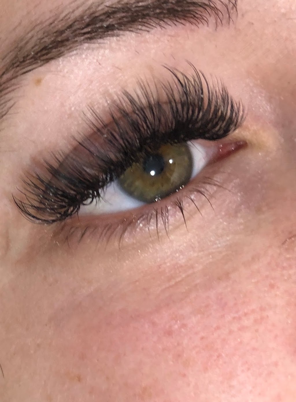 Lengthwise Lash Studio | 1811 Purcell Way, North Vancouver, BC V7H 3H4, Canada | Phone: (604) 349-3689
