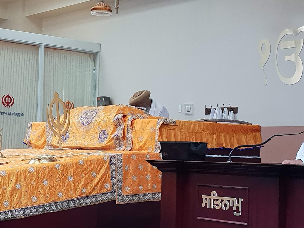 Halton Gurdwara Sahib | 2403 Khalsa Gate, Oakville, ON L6M 4J2, Canada | Phone: (905) 469-1313