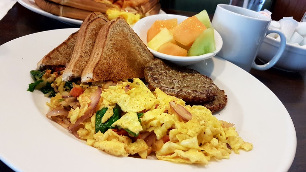 Perkins Family Restaurant | 600 Dixon Rd, Etobicoke, ON M9W 1J1, Canada | Phone: (416) 240-9741