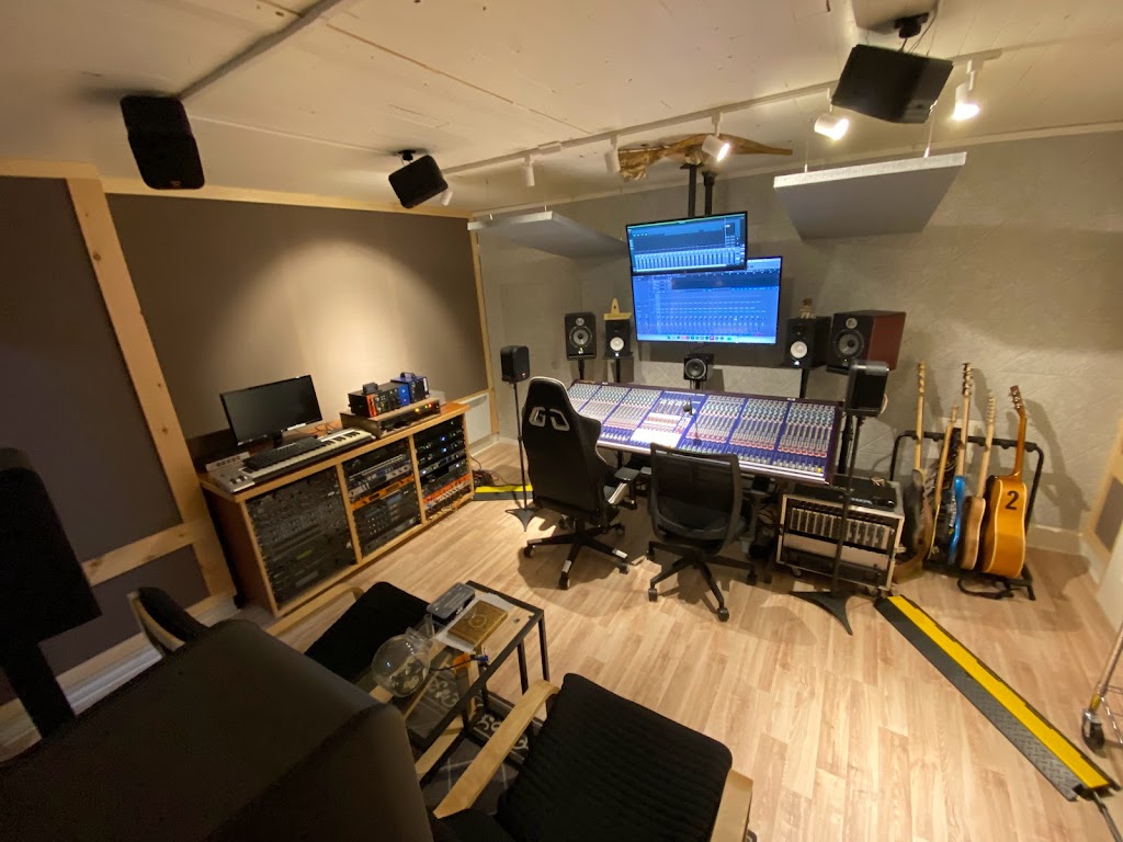 Le Studio Septentrio | 4857 Chem. Saint-Benôit, Jonquière, QC G7X 7V5, Canada | Phone: (581) 668-3459