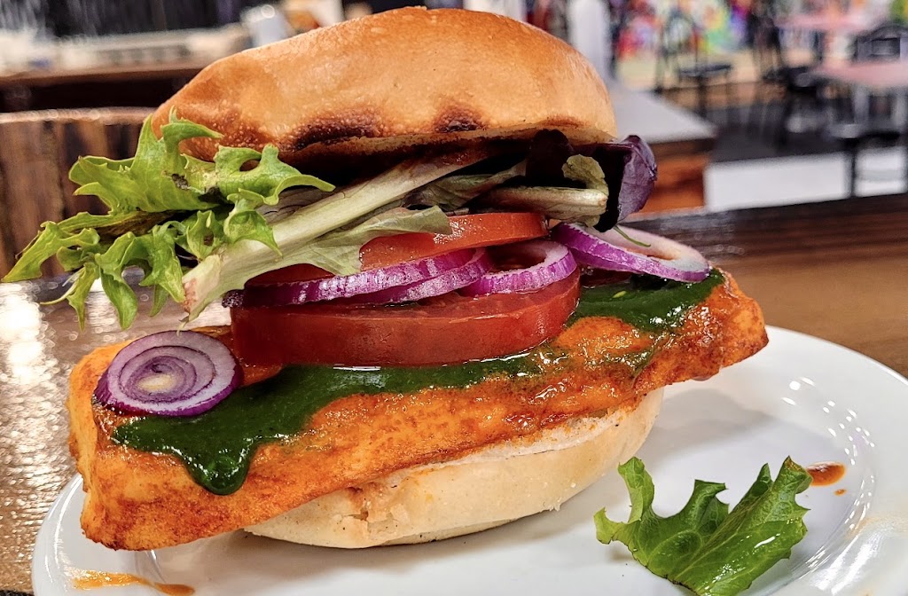 The Smokin 116 Bistro | 116 Pinnacle St, Belleville, ON K8N 3A4, Canada | Phone: (613) 902-5001
