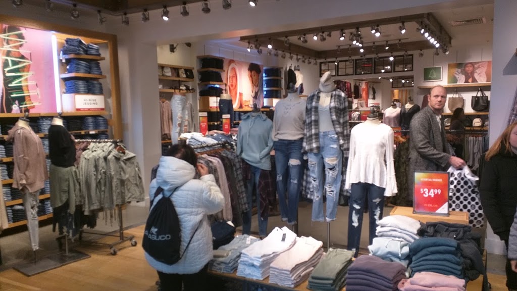 American Eagle Outfitters | 3401 Dufferin St, North York, ON M6A 2T9, Canada | Phone: (416) 782-6135