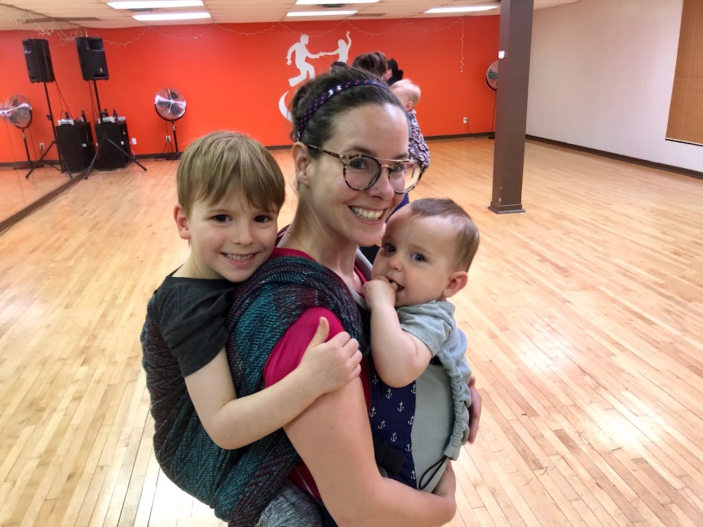 Salsa Maman Bébé | 1555 Boul Saint-Martin Est, Laval, QC H7G 4R4, Canada | Phone: (450) 663-5278