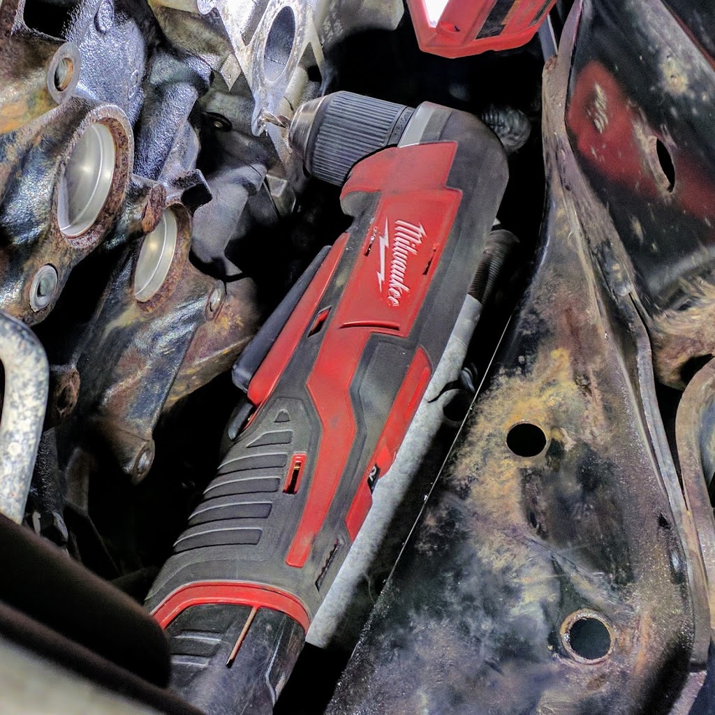 CSR Automotive | 56 Churchill Dr, Barrie, ON L4N 8Z5, Canada | Phone: (705) 796-1796