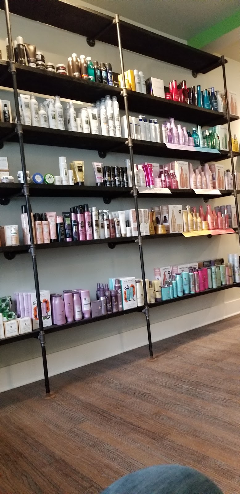 Fringe Hair Spa | 13237 Ilderton Rd, Ilderton, ON N0M 2A0, Canada | Phone: (519) 518-2360