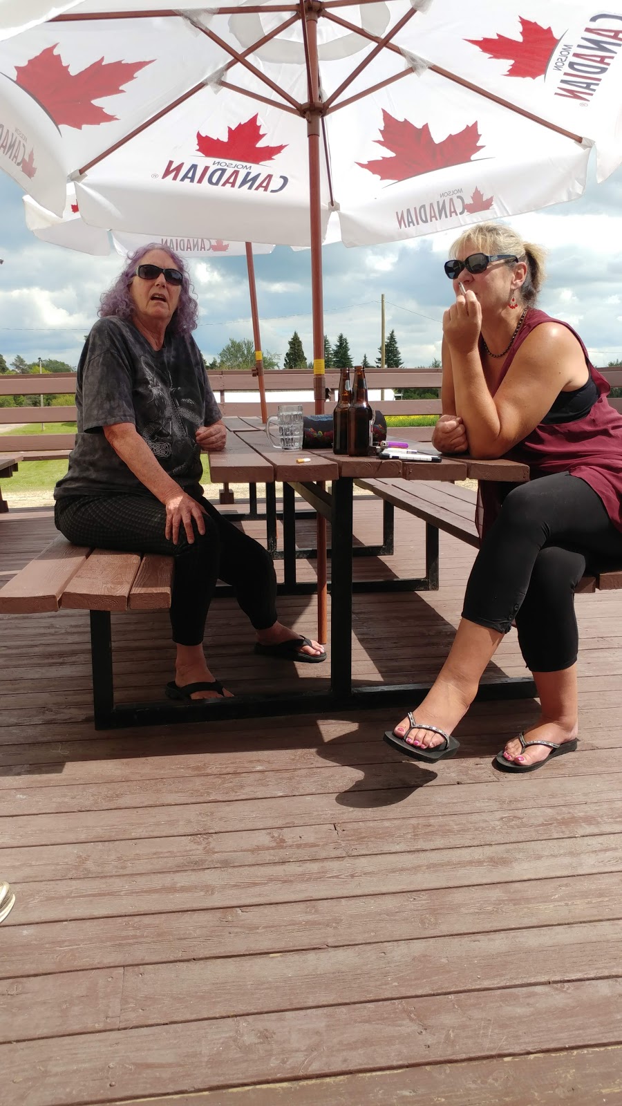 Round Hill Pub Eatery and Hotel | 18 Government Street, Round Hill, AB T0B 3Z0, Canada | Phone: (780) 673-3457