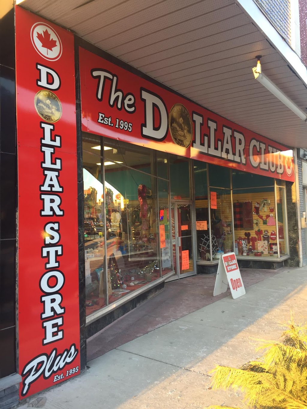 The Dollar Club | 15 Dundas St E, Napanee, ON K7R 1H5, Canada | Phone: (613) 354-0499