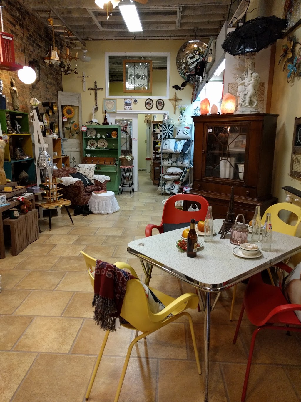 Past Times | 26 Main St N, Moose Jaw, SK S6H 3J6, Canada | Phone: (306) 692-9955
