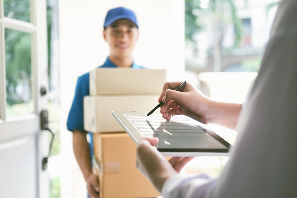 DelGate Warehousing Vancouver | 2388 Canoe Ave #101, Coquitlam, BC V3K 6C2, Canada | Phone: (833) 335-4283