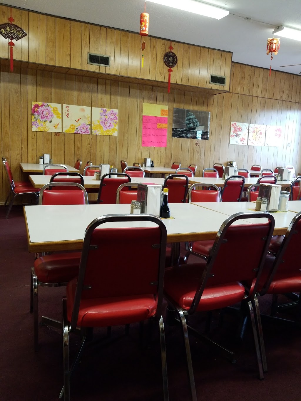 Wongs Restaurant | 116 1 St S, Wakaw, SK S0K 4P0, Canada | Phone: (306) 233-4888