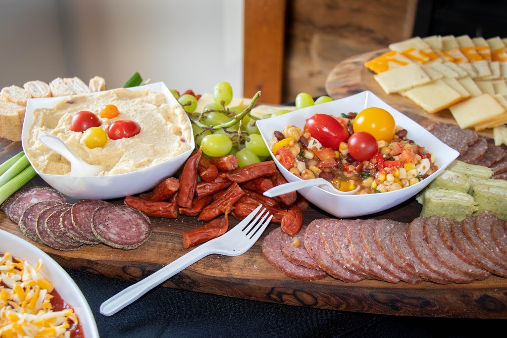 Scott Saunders Rollin Roaster Catering | 3969 Matilda St, Dublin, ON N0K 1E0, Canada | Phone: (226) 302-4818