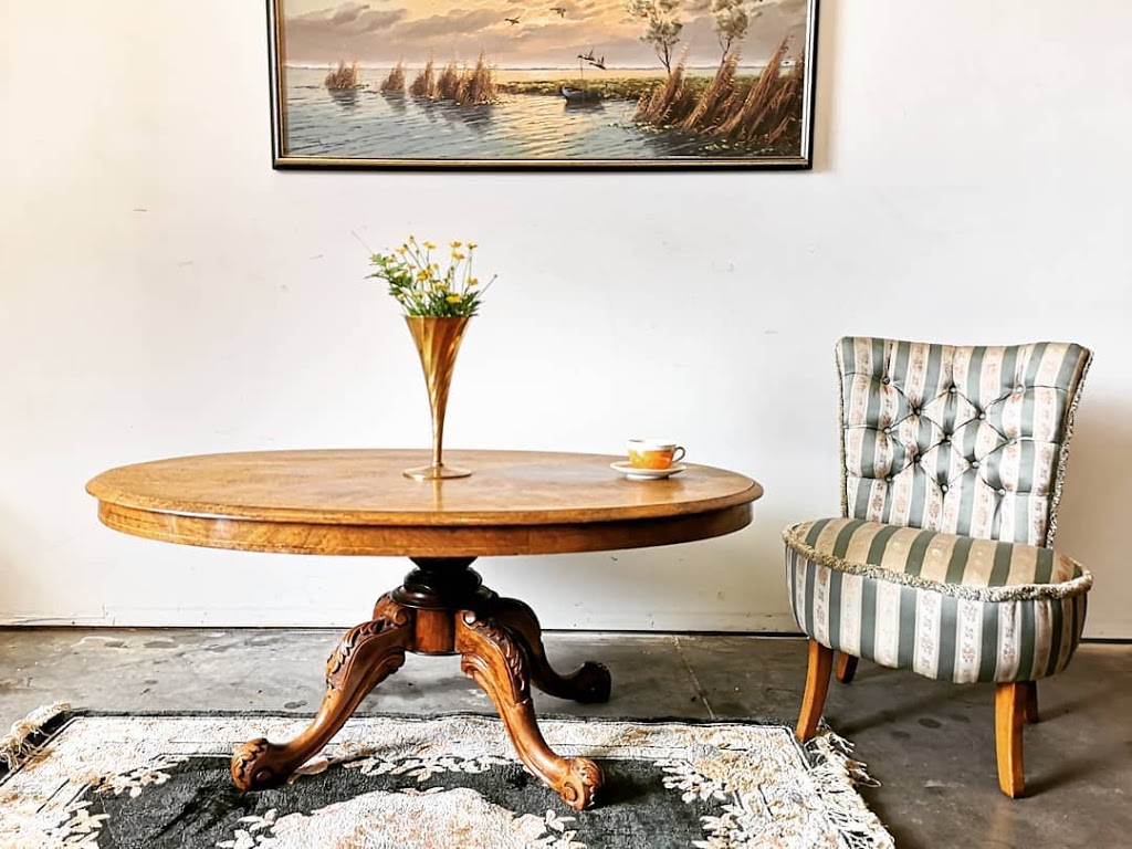 Full Circle Furniture - open by appointment | 15100 Knox Way Unit 125, Richmond, BC V6V 3A8, Canada | Phone: (778) 957-6108
