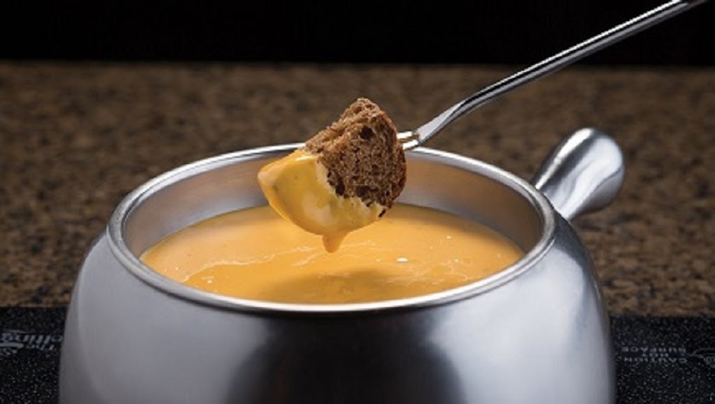 Ufondue & Stonegrill Restaurant | 613 8 St E, Saskatoon, SK S7H 0R1, Canada | Phone: (306) 955-6118