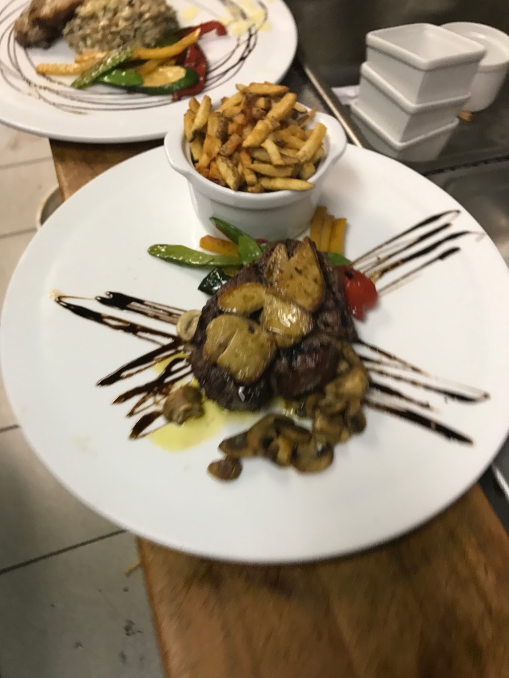 Bistro LAromate | 2981 Boulevard Saint-Martin O, Laval, QC H7T 2Y8, Canada | Phone: (450) 686-9005