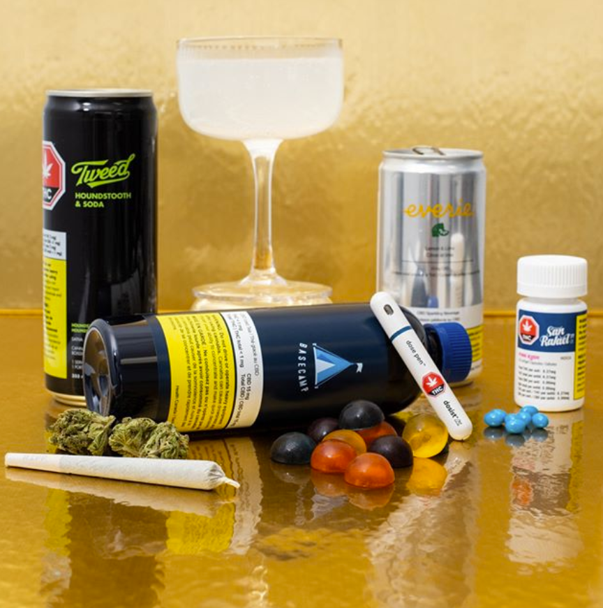 The Hunny Pot Cannabis Co. 2591 Yonge St, Toronto, ON M4P 2J1, Canada