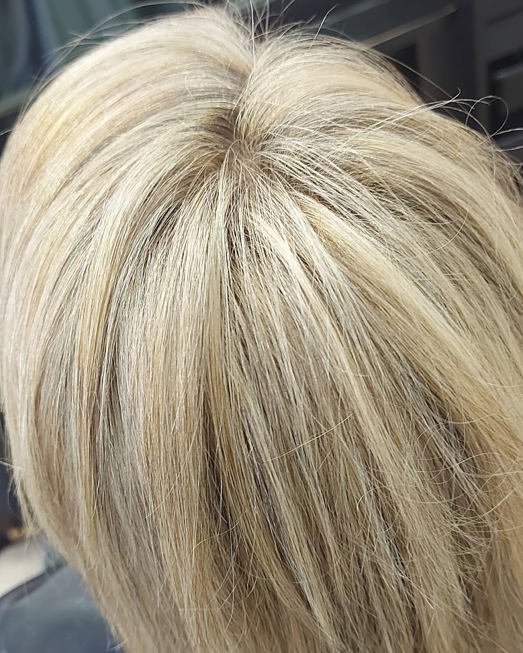 Dorado Beauty Bar | 1100 Sunshine Coast Hwy #111, Gibsons, BC V0N 1V7, Canada | Phone: (604) 886-9255