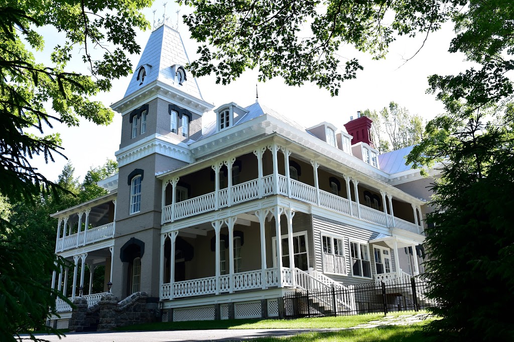 Manoir Maplewood | 26 Rue Clark, Waterloo, QC J0E 2N0, Canada | Phone: (450) 920-1500
