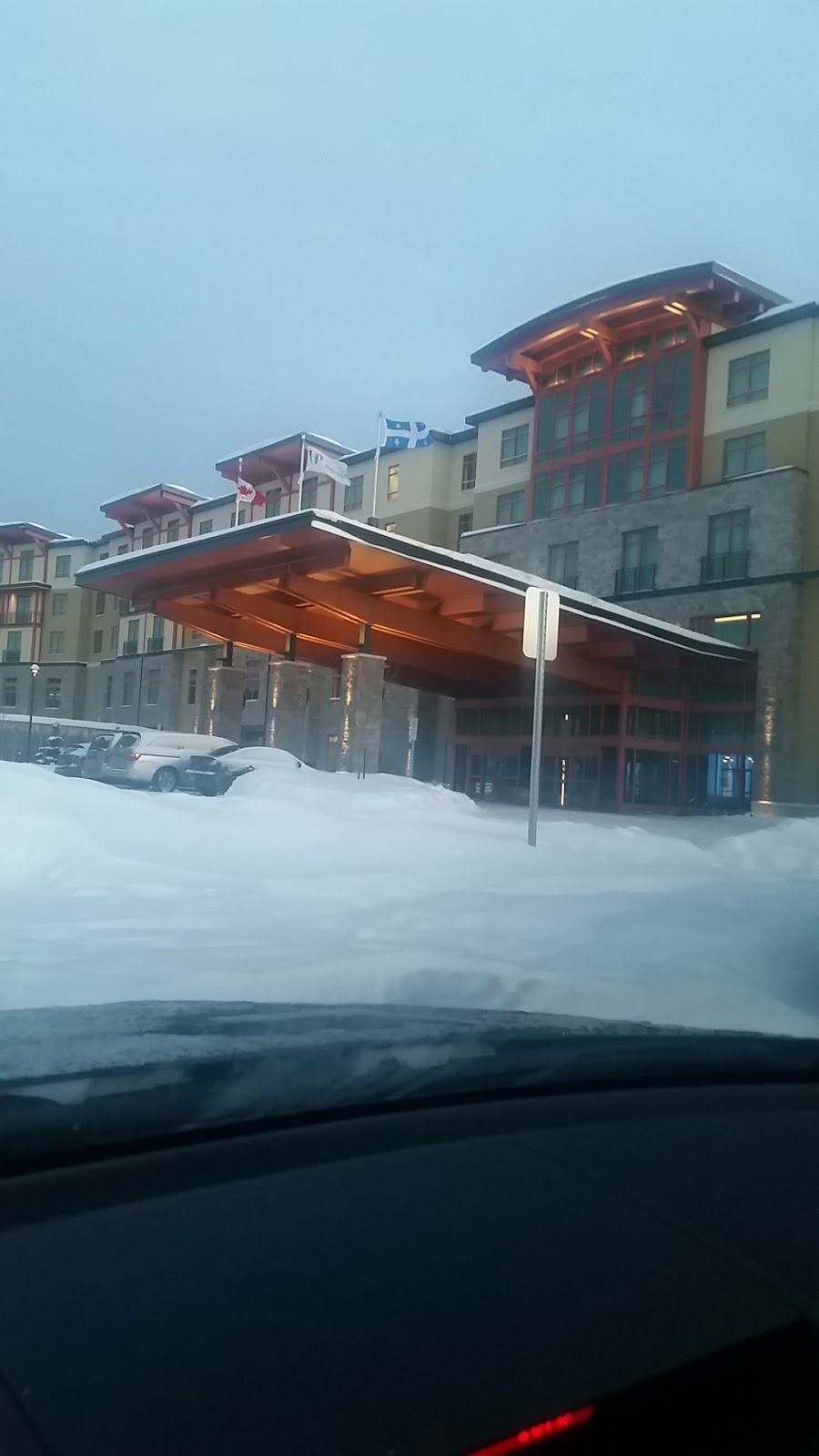 McDonalds | 20 Rue de Toulon, Saint-Augustin-de-Desmaures, QC G3A 3A9, Canada | Phone: (418) 878-0888